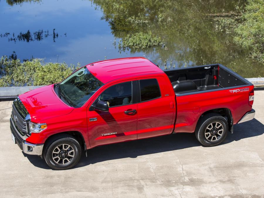  Toyota Tundra Double Cab SR5 by TRD 2013 года  (фото 11 из 18)